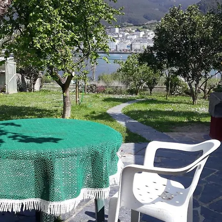 בית נופש Casita Frente A La Ria De Viveiro ויביירו