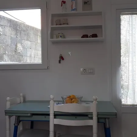 Casita Frente A La Ria De Viveiro בית נופש